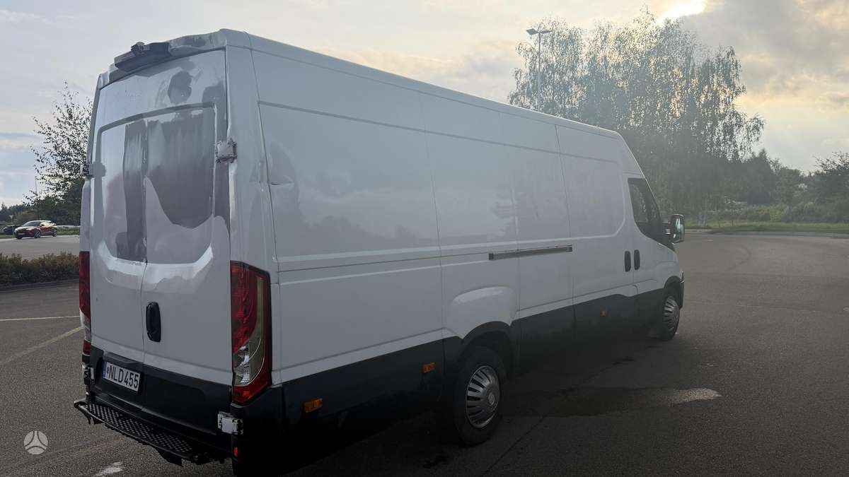 Iveco Daily - 10