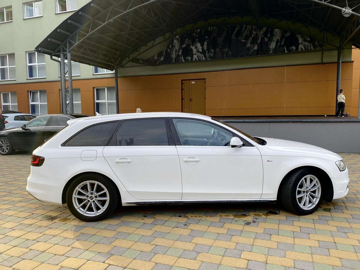 Audi A4 - 5