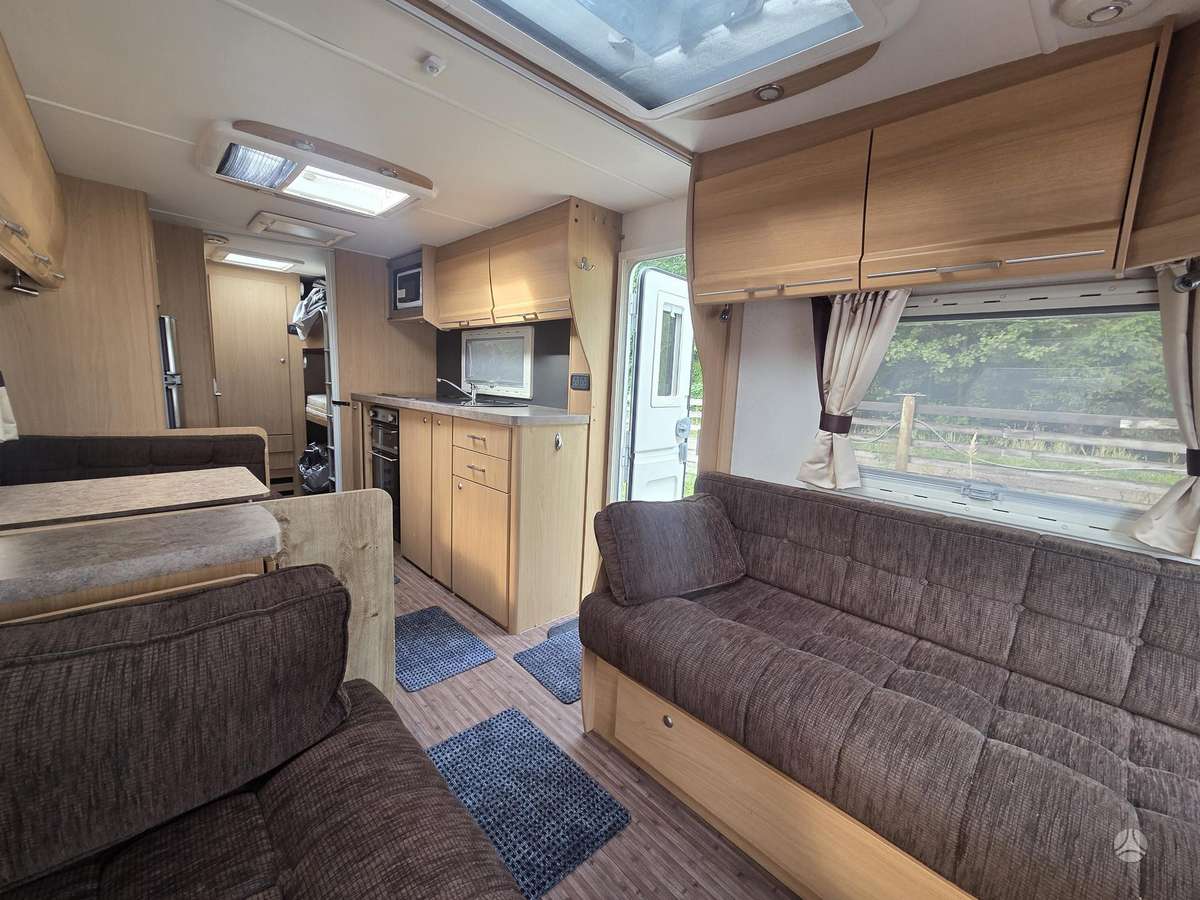 Elddis Crusader, caravans