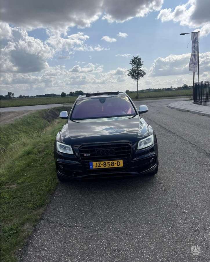 Audi SQ5 - 2