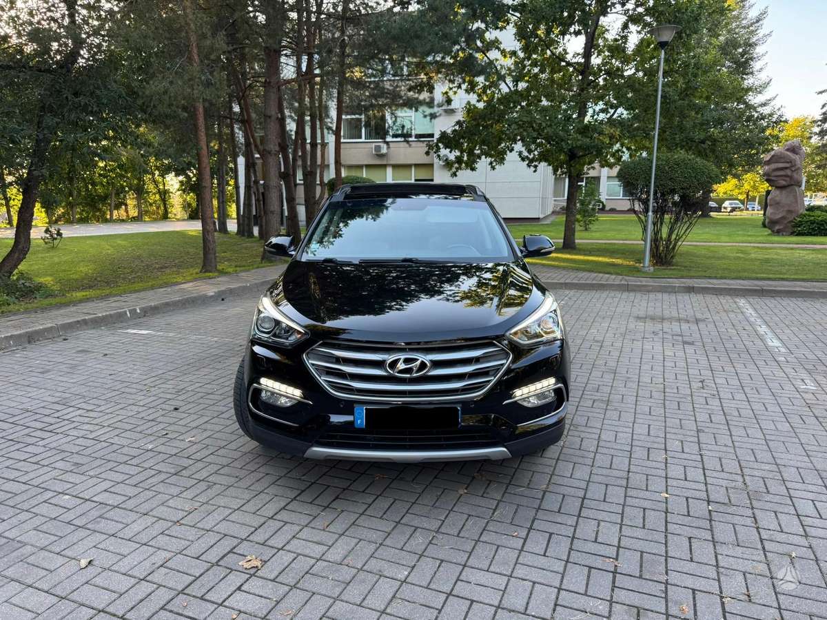 Hyundai Santa Fe - 2