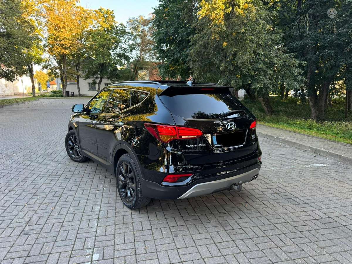 Hyundai Santa Fe - 4