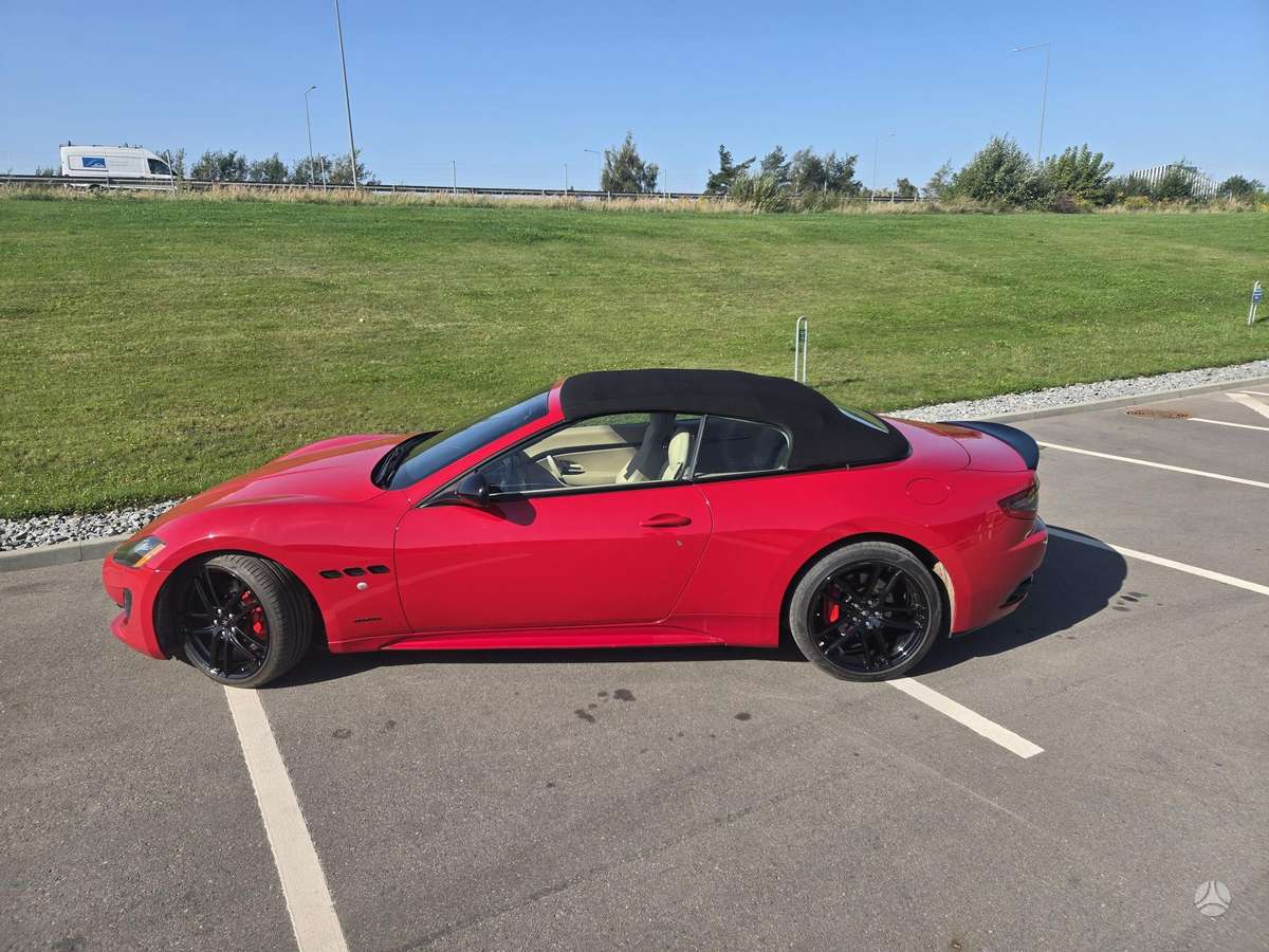 Maserati GranCabrio, 4.7 l., Кабриолет