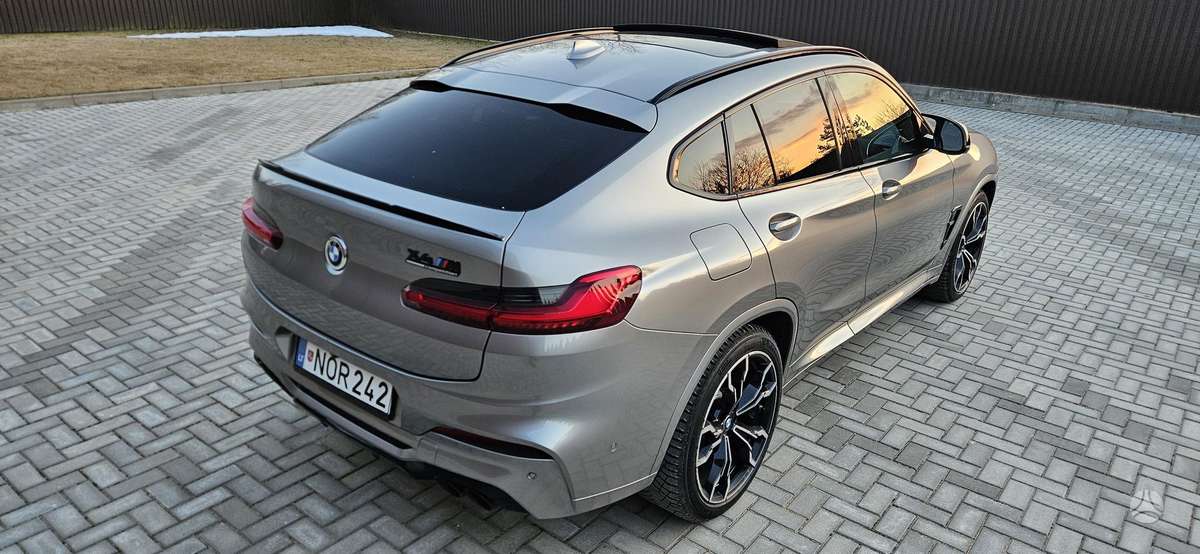 BMW X4 M - 11