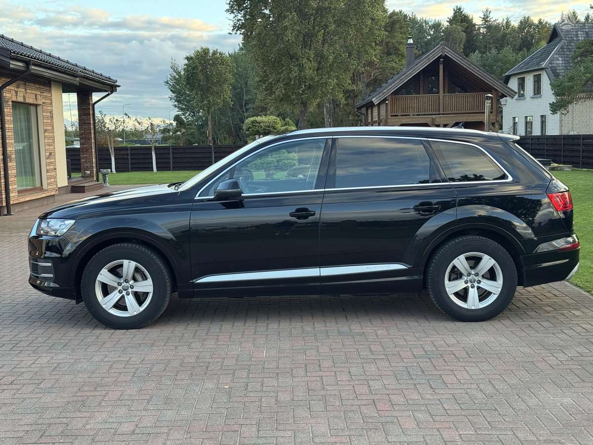 Audi Q7 - 6
