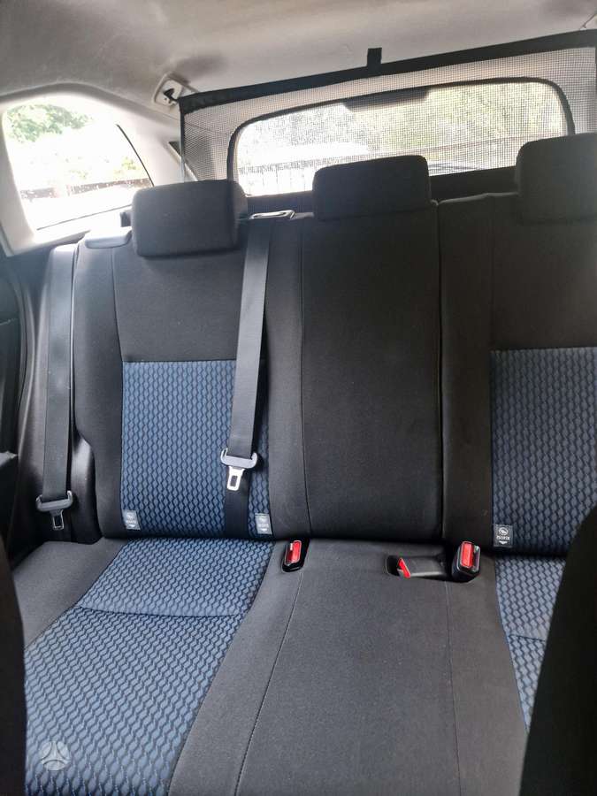 Toyota Auris - 12