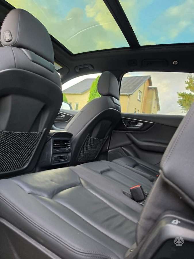 Audi Q7 - 6