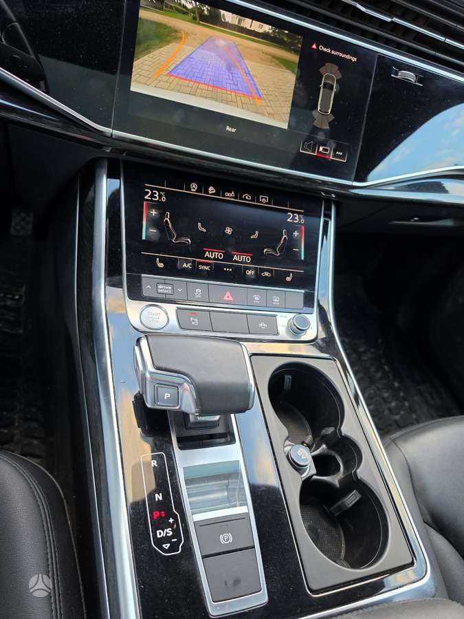 Audi Q7 - 7