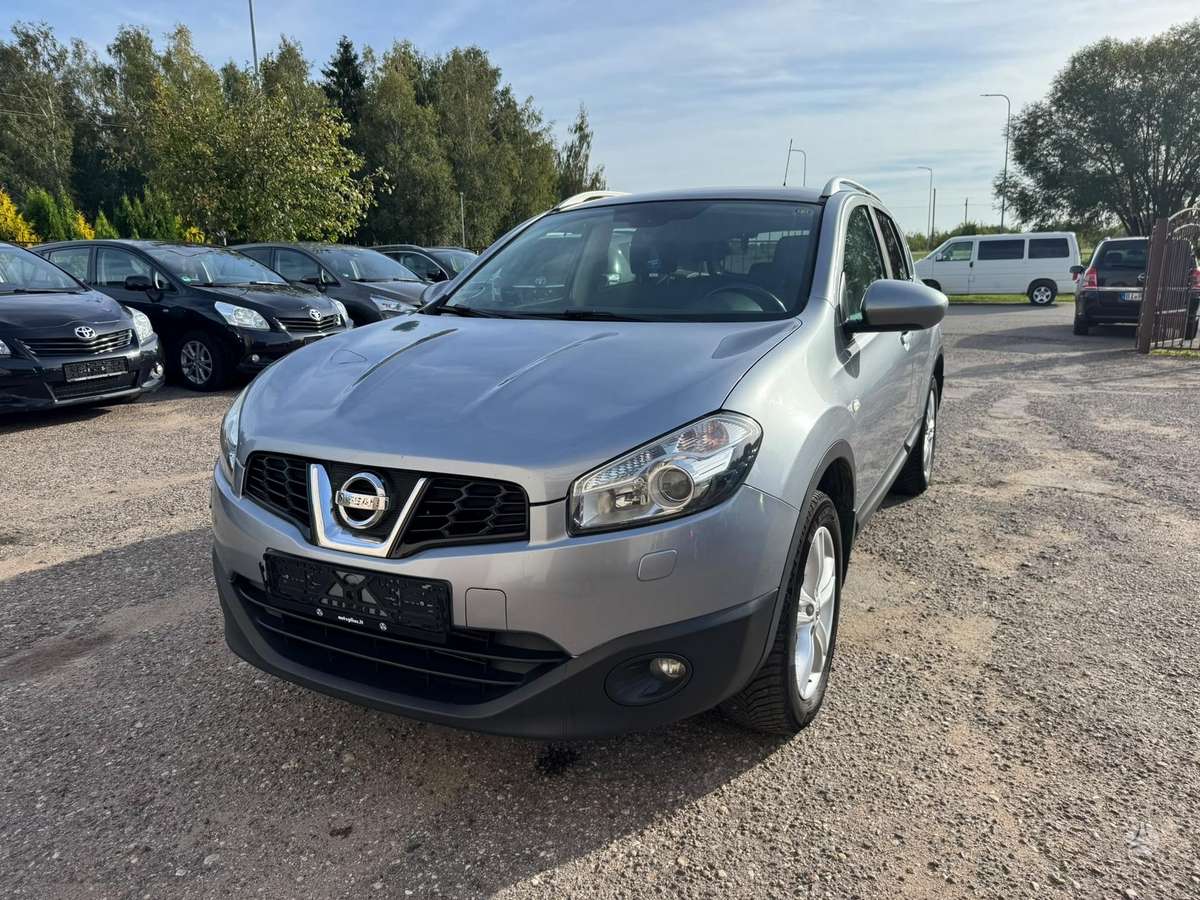 Nissan Qashqai - 2