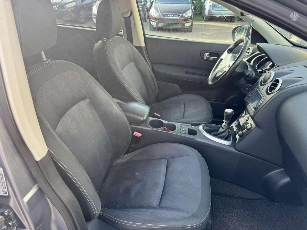 Nissan Qashqai - 10