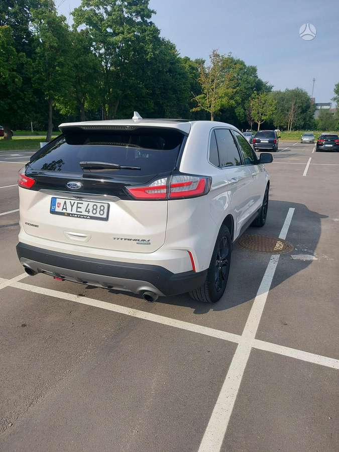 Ford Edge - 4