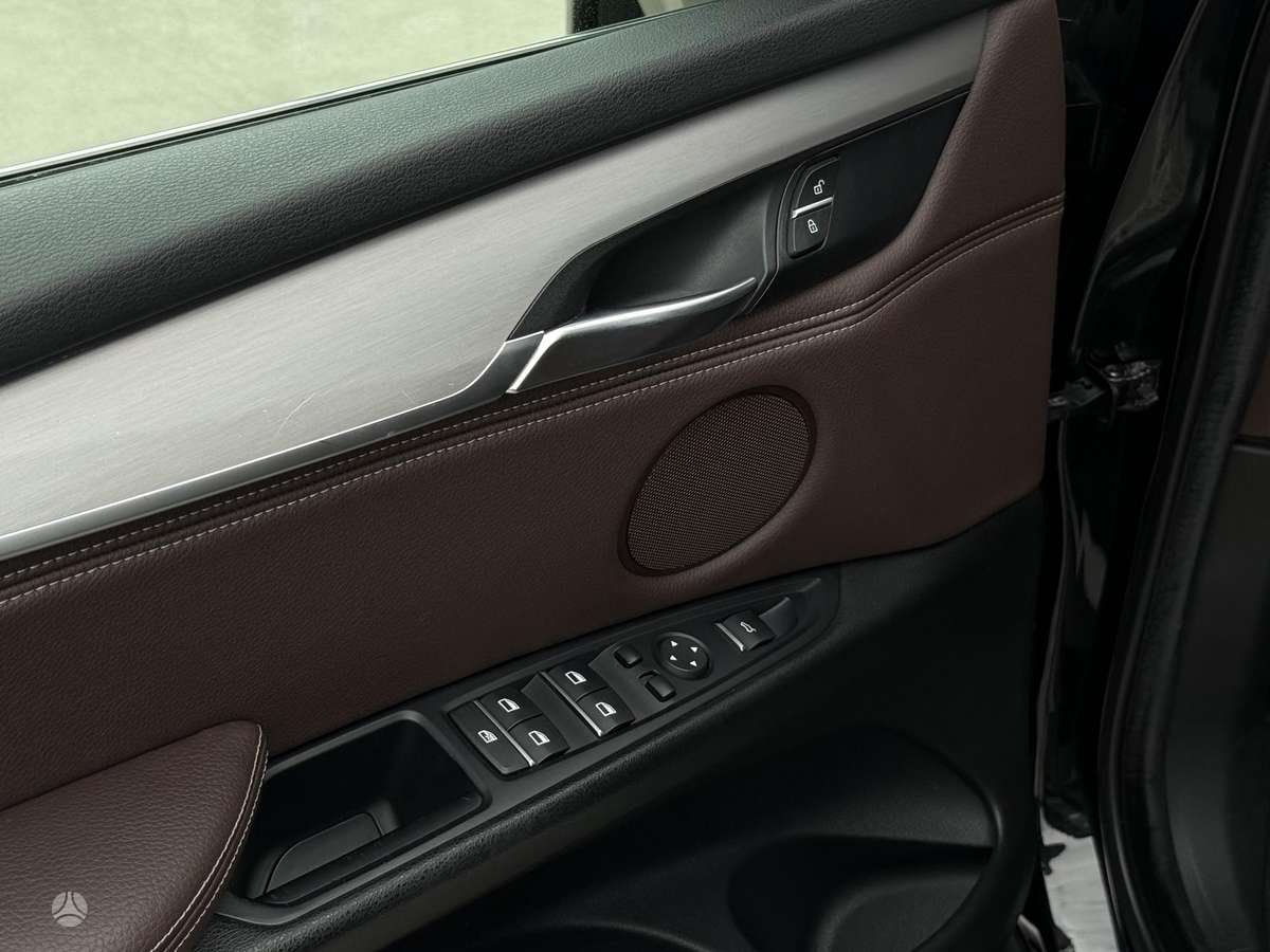BMW X5 - 11