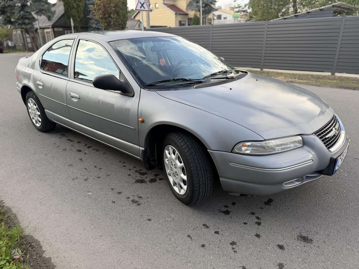 Chrysler Stratus - 5