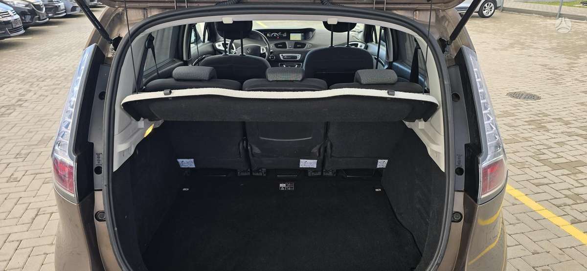Renault Scenic - 10