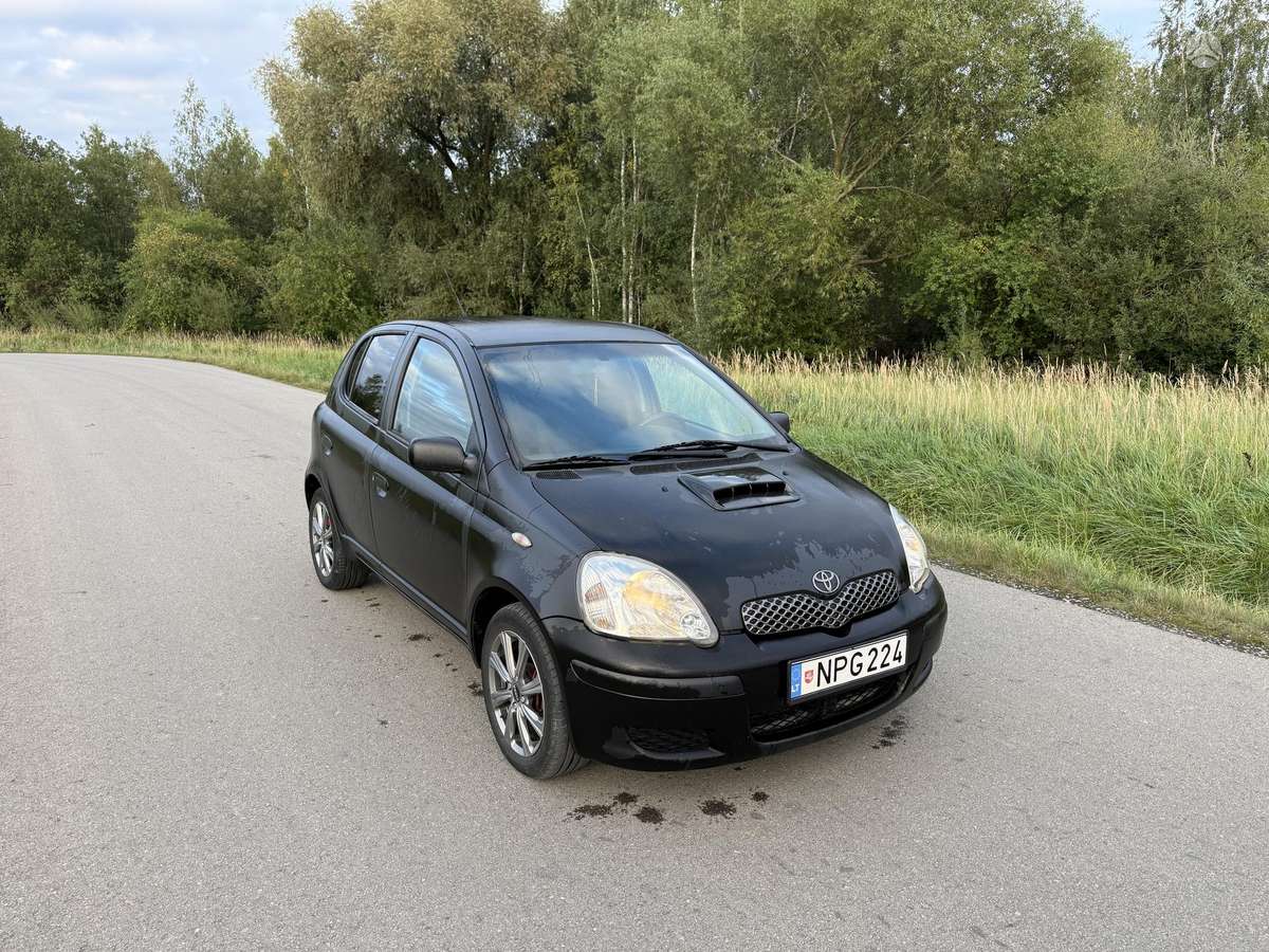 Toyota Yaris - 3