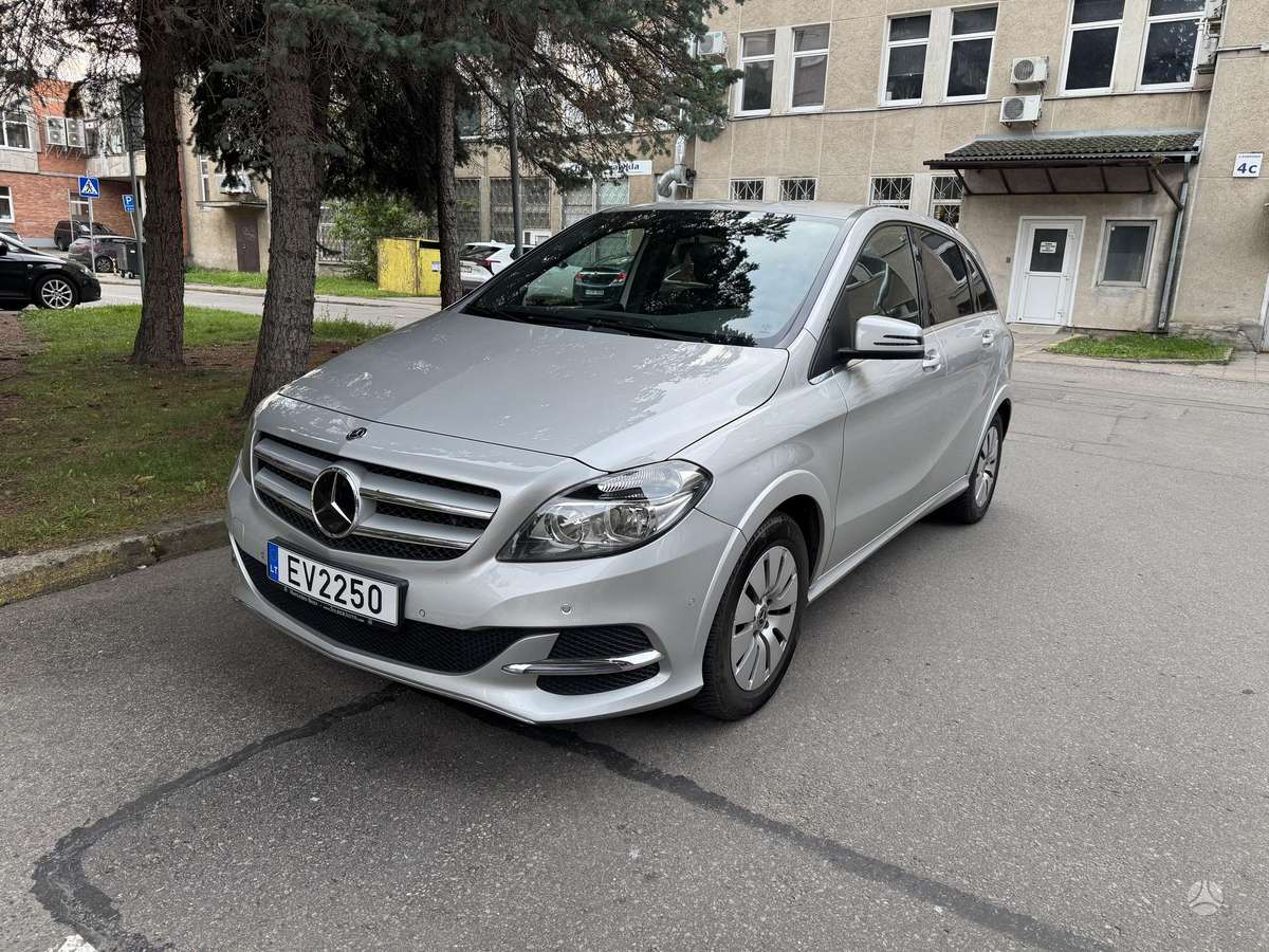 Mercedes-Benz B Electric Drive - 5