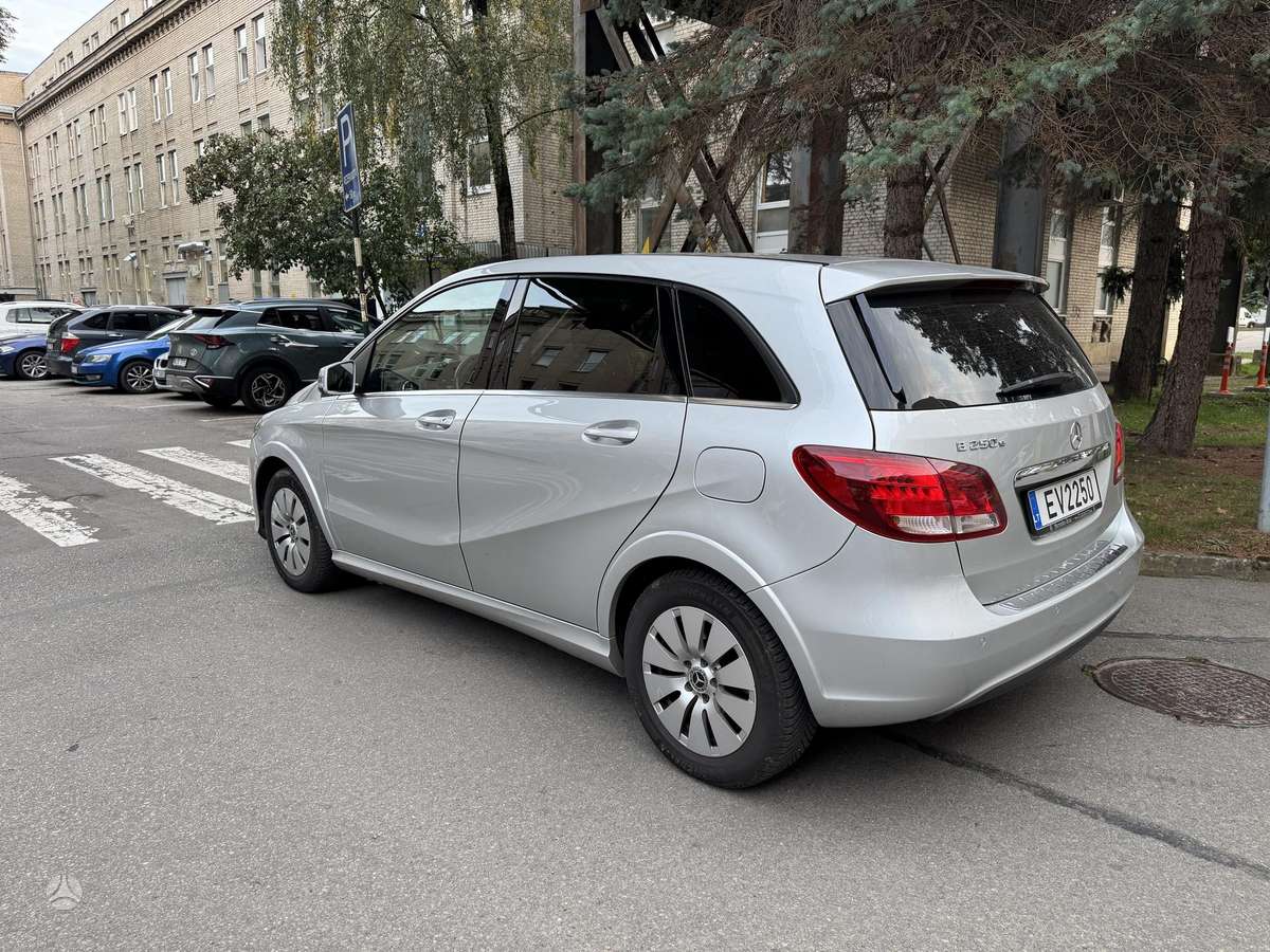 Mercedes-Benz B Electric Drive - 7