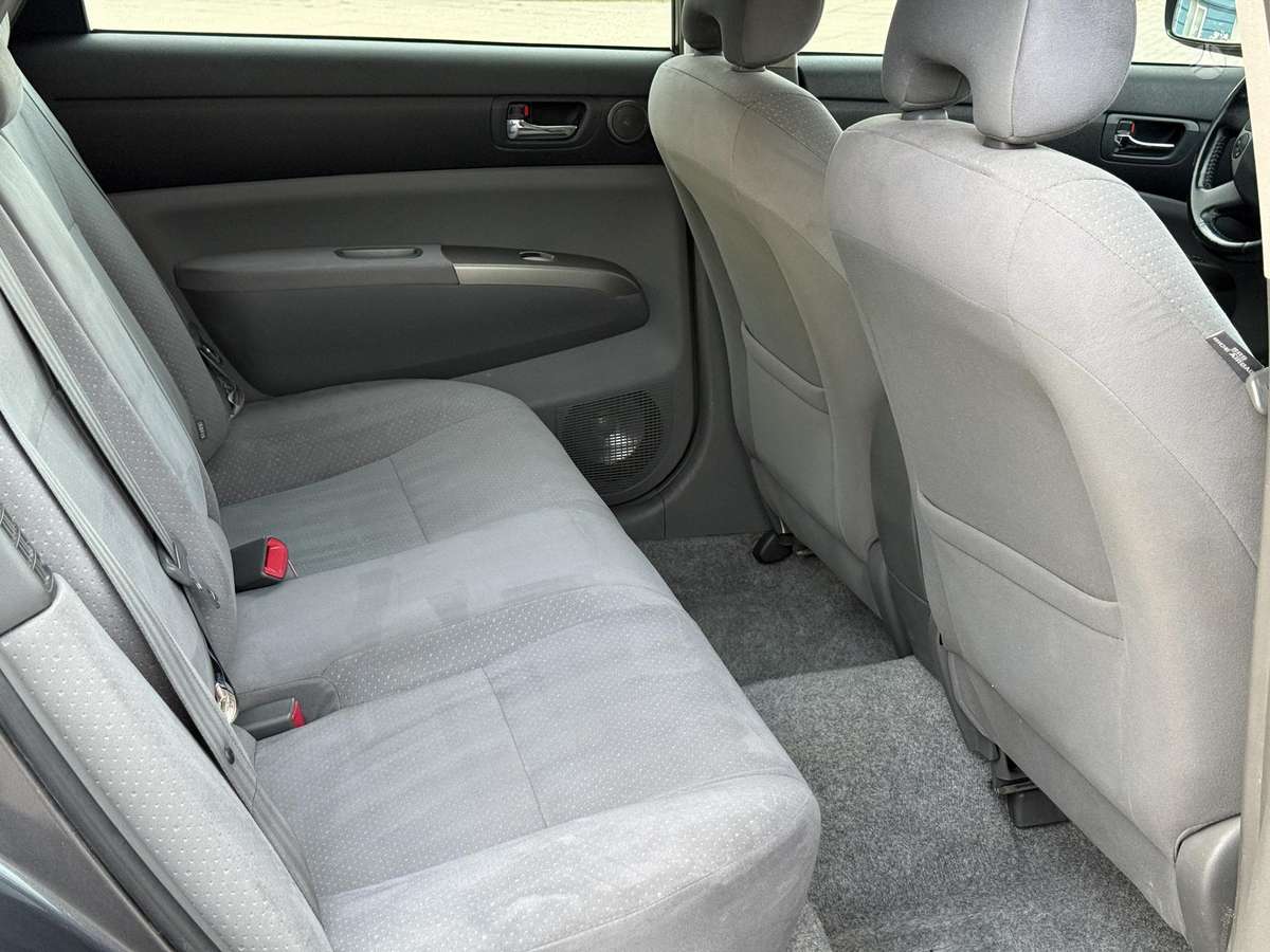 Toyota Prius - 10