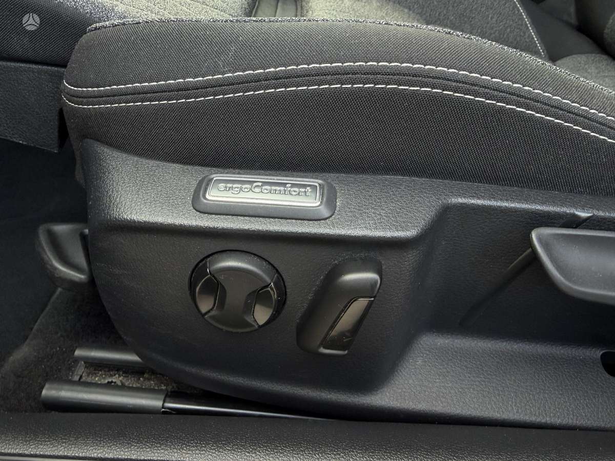 Volkswagen Passat, 2.0 l., Универсал