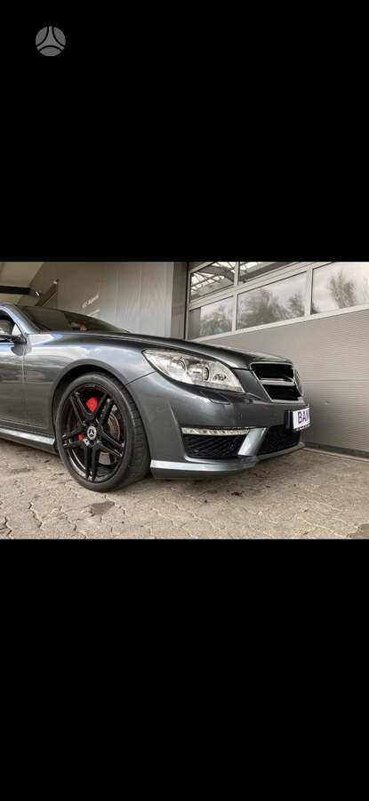 Mercedes-Benz CL63 AMG - 5