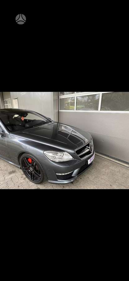 Mercedes-Benz CL63 AMG - 6