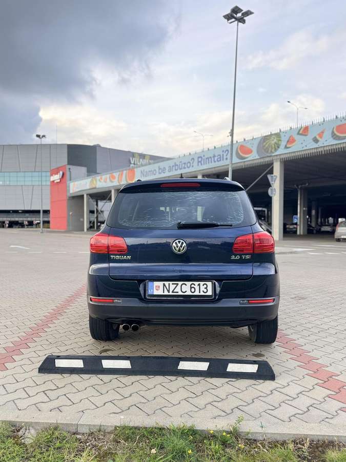 Volkswagen Tiguan - 6