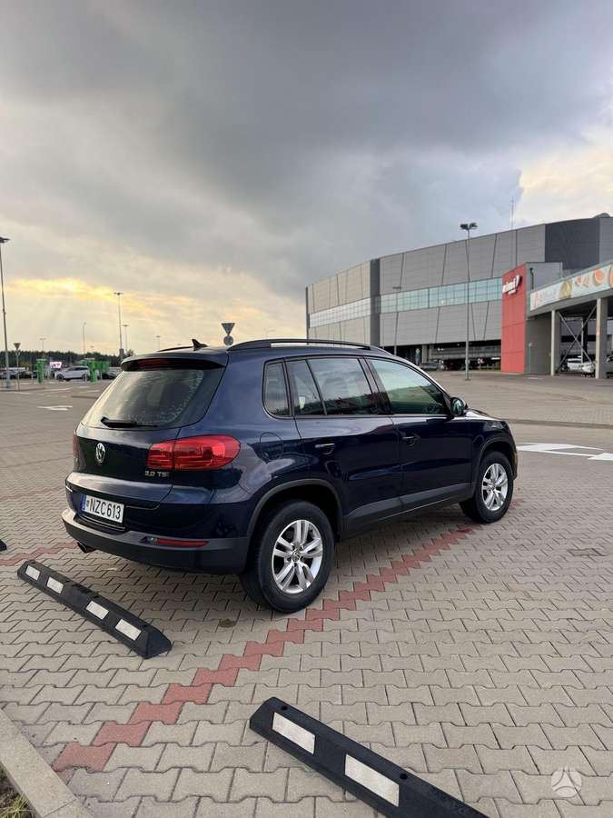 Volkswagen Tiguan - 5