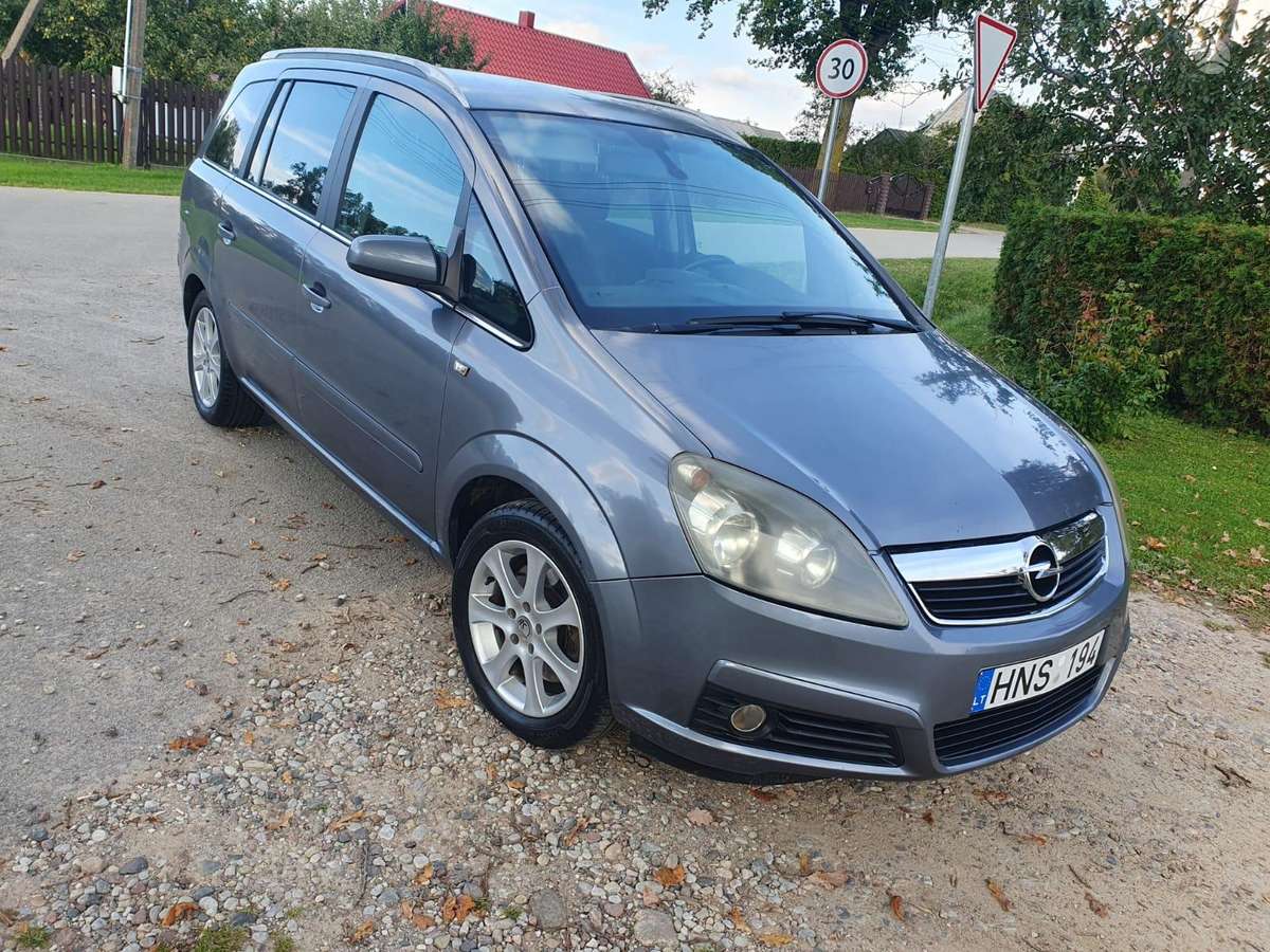 Opel Zafira - 4