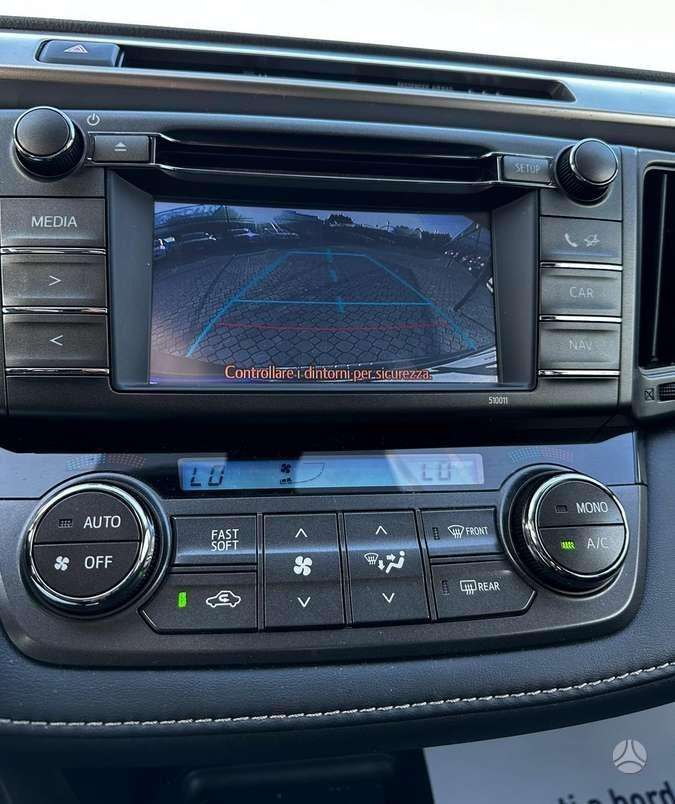 Toyota RAV4 - 7