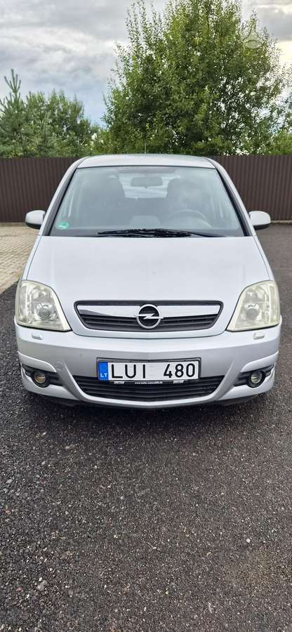 Opel Meriva - 8