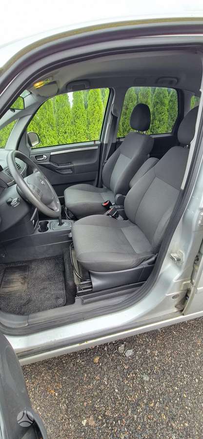 Opel Meriva - 10