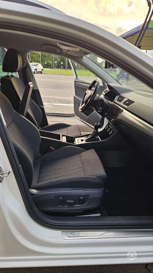 Škoda Superb - 10