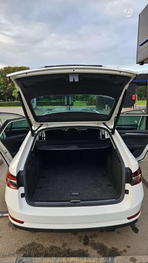 Škoda Superb - 12