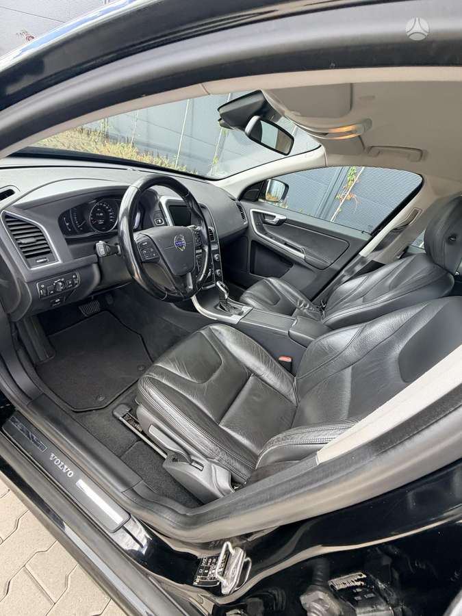 Volvo XC60 - 6