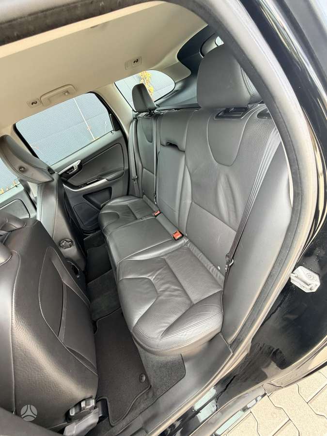 Volvo XC60 - 9