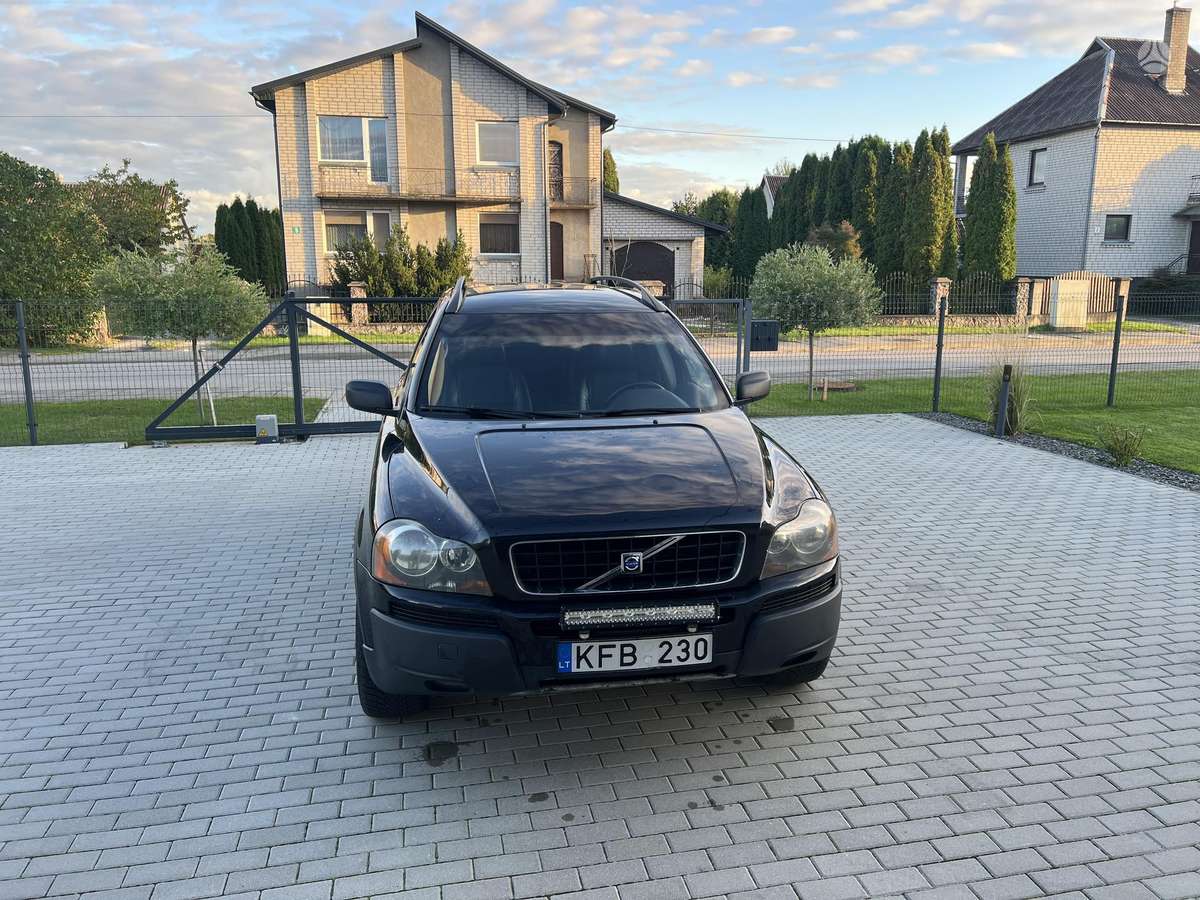 Volvo XC90 - 4