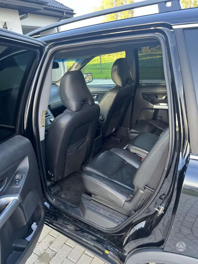 Volvo XC90 - 9