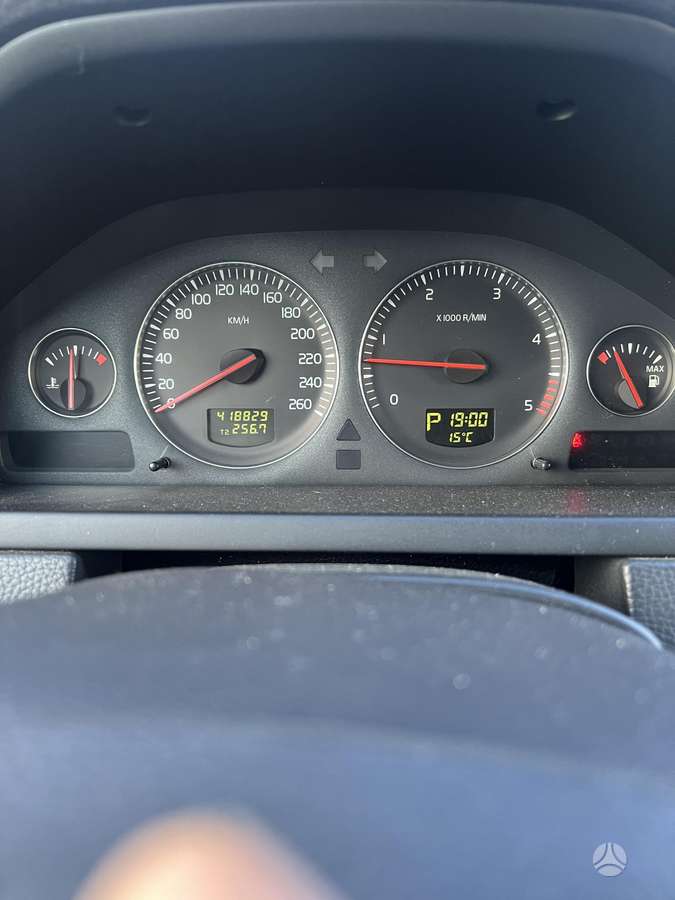 Volvo XC90 - 11