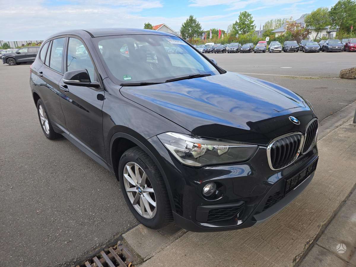 BMW X1 - 1