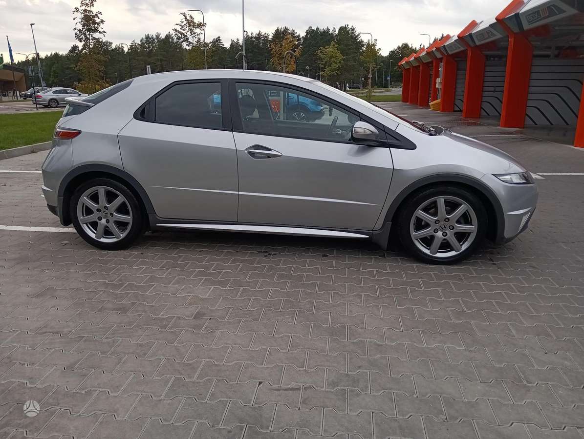 Honda Civic - 9