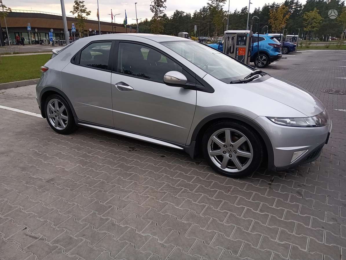 Honda Civic - 8