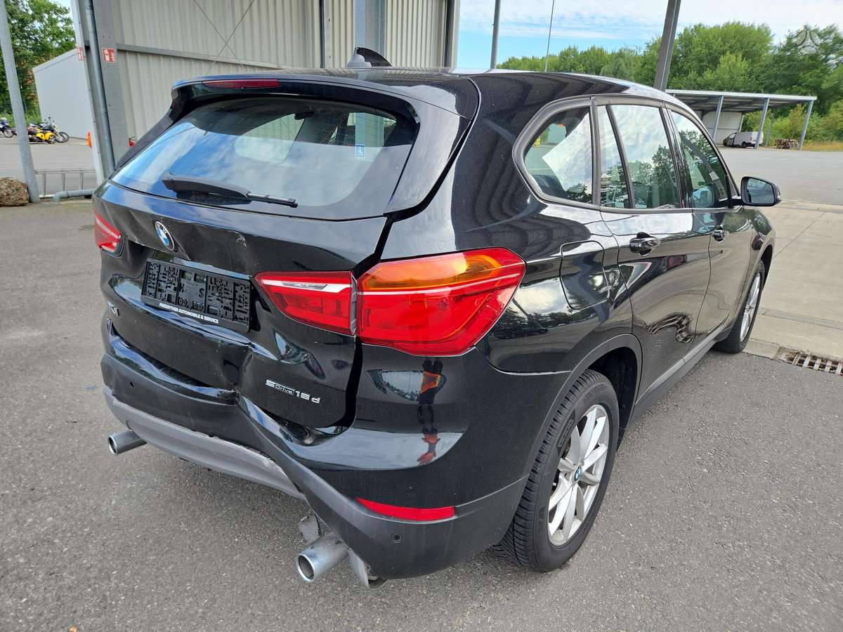 BMW X1 - 4