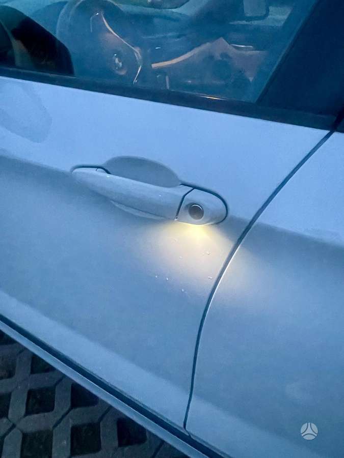 BMW X1 - 10