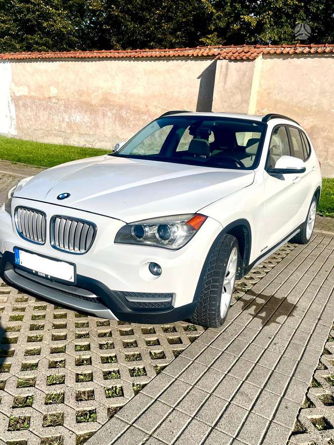 BMW X1 - 1