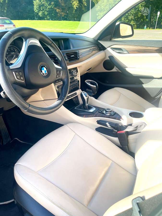 BMW X1 - 11