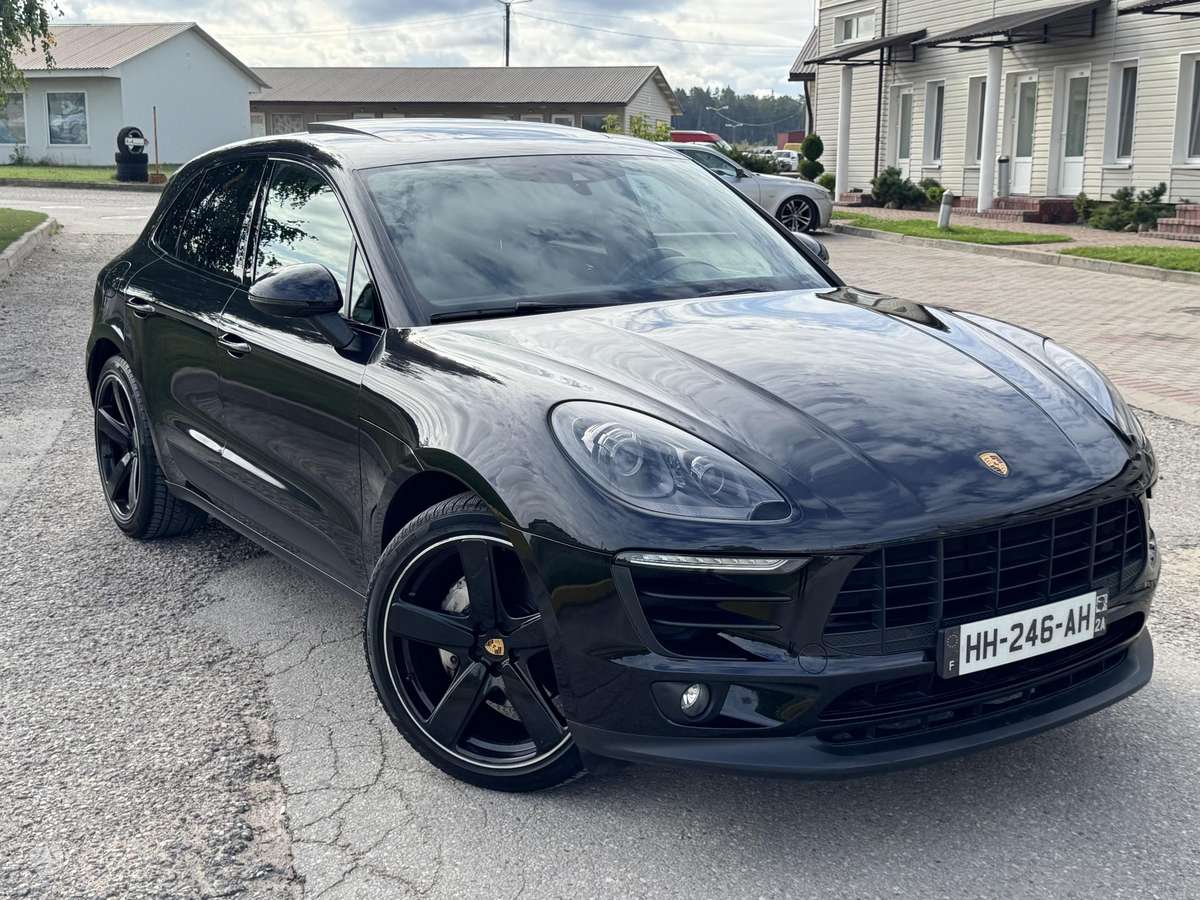 Porsche Macan - 3