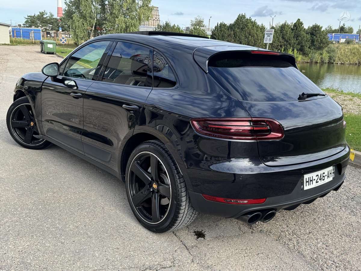 Porsche Macan - 8