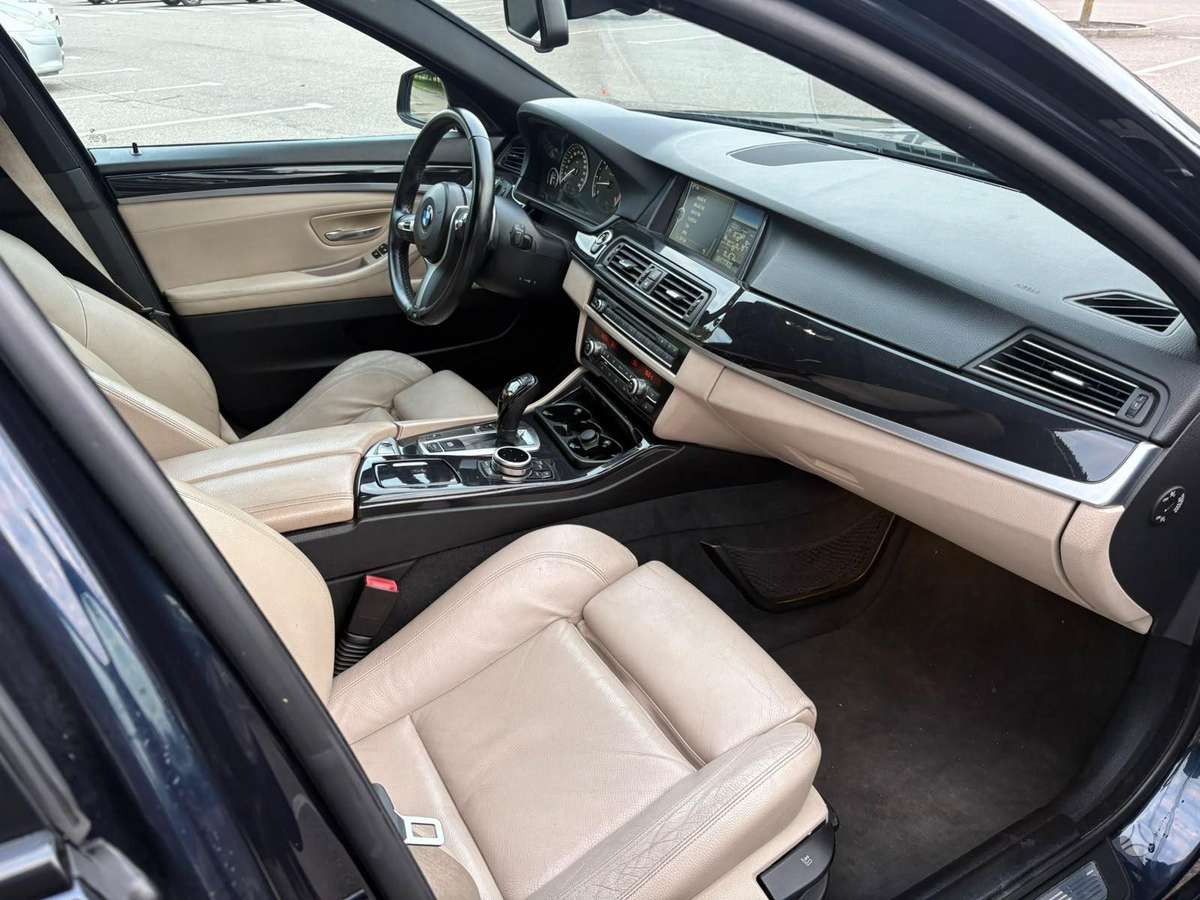 BMW 525, 3.0 l., wagon