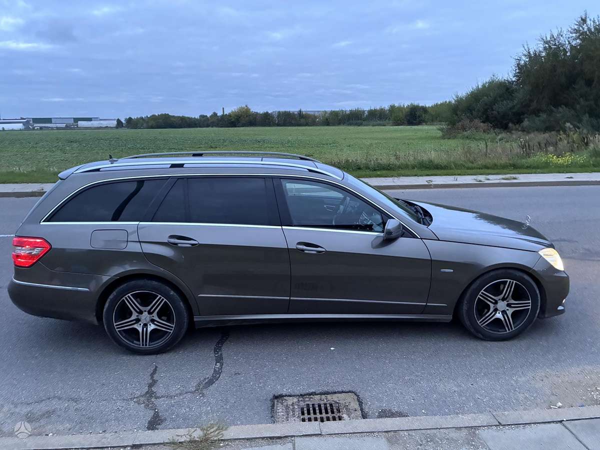 Mercedes-Benz E250 - 5