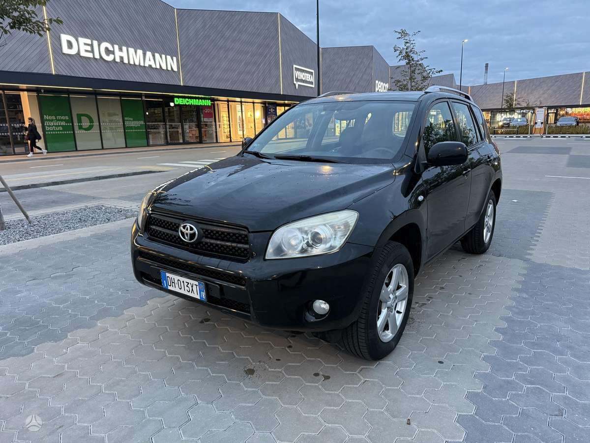Toyota RAV4 - 2
